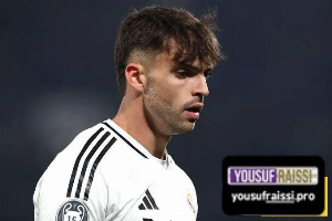ريال مدريد يجدد عقد أسينسيو حتى 2031