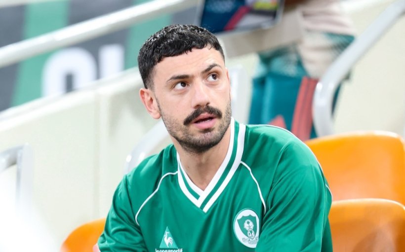 ديميرال يترقب حسم موقفه مع الأهلي من المباريات القادمة