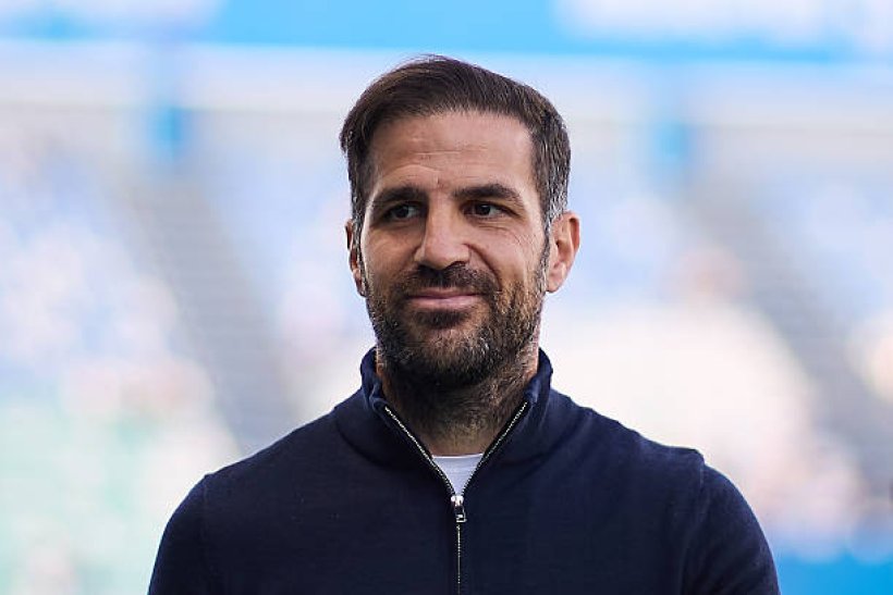 فابريجاس يضع ريال مدريد تحت الضغط بمتابعة مواهب كاستيا