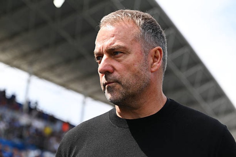 رسمياً.. برشلونة يحصن "مشروع فليك" بعقد طويل الأمد حتى 2028 بعد موسم الثلاثية التاريخي