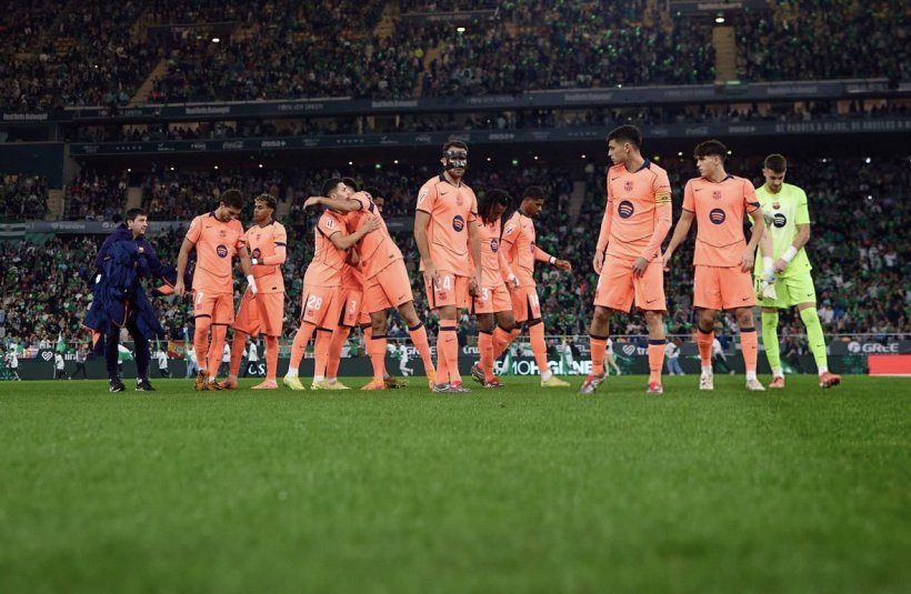 برشلونة يدرس مواجهة ليفربول وديًا في نيروبي خلال الصيف