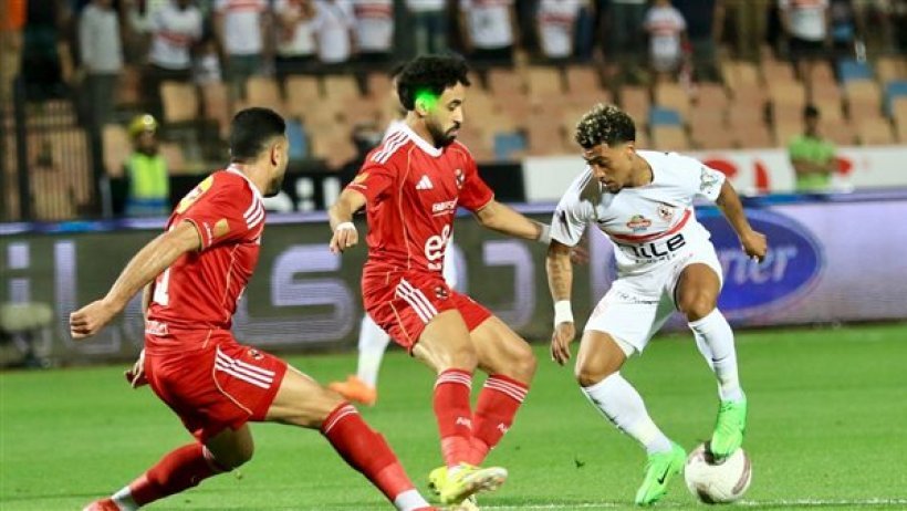 الأهلي يكتسح الزمالك بثلاثية نظيفة في الدوري المصري
