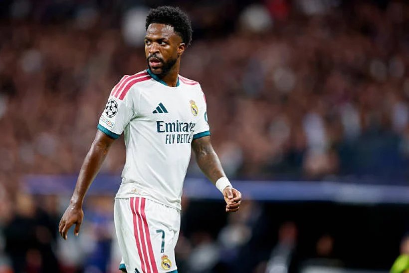 فينيسيوس يثير الجدل باحتفاله بفوز ريال مدريد على برشلونة