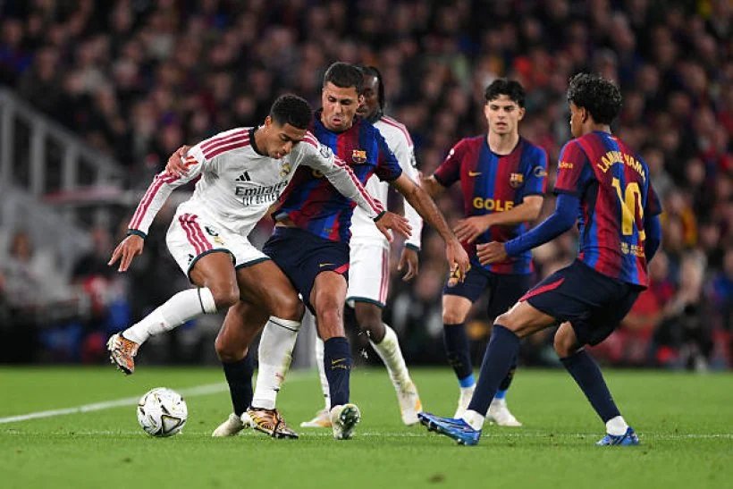 غرامة مالية على برشلونة بسبب أحداث الكلاسيكو