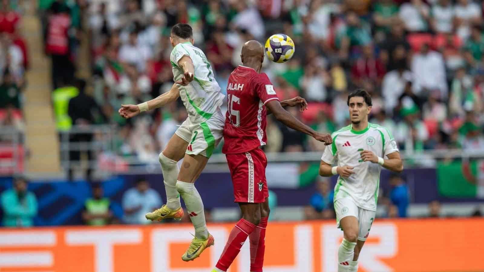 الجزائر تعادل السودان في كأس العرب