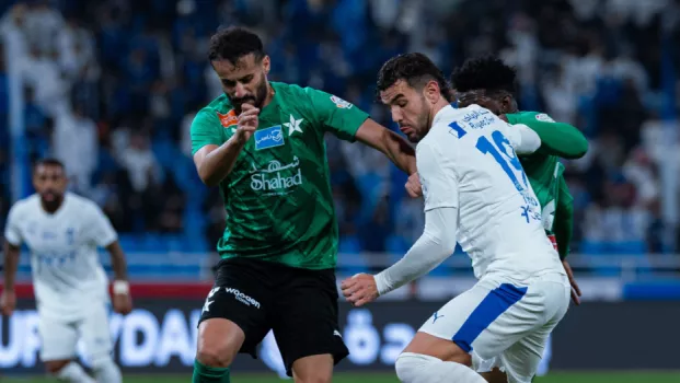 الهلال يحقق فوزاً مثيراً على النجمة