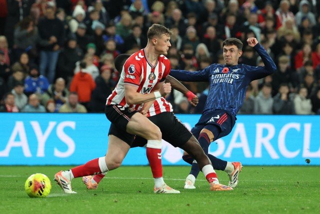 سندرلاند يوقف تقدم آرسنال في الدوري الإنجليزي