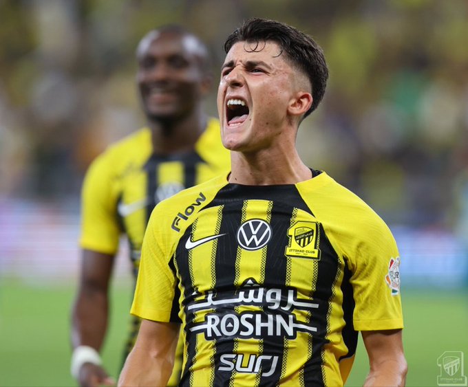 سبب غياب هيرنانديز عن تدريبات الاتحاد قبل مباراة الفتح 