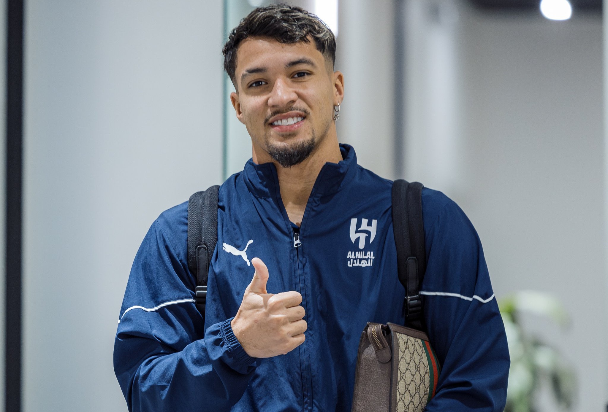 الرقم «9» يؤكد استمرار ماركوس ليوناردو مع الهلال